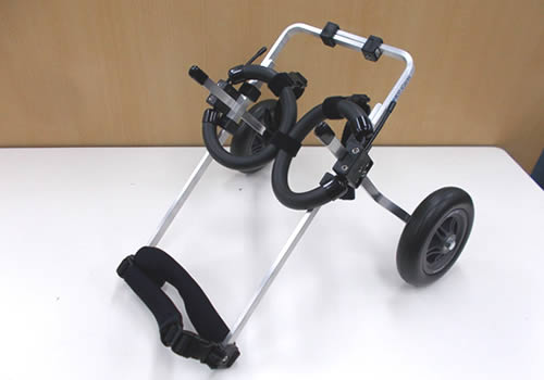 車椅子の「材質・構成」 車椅子の「材質・構成」